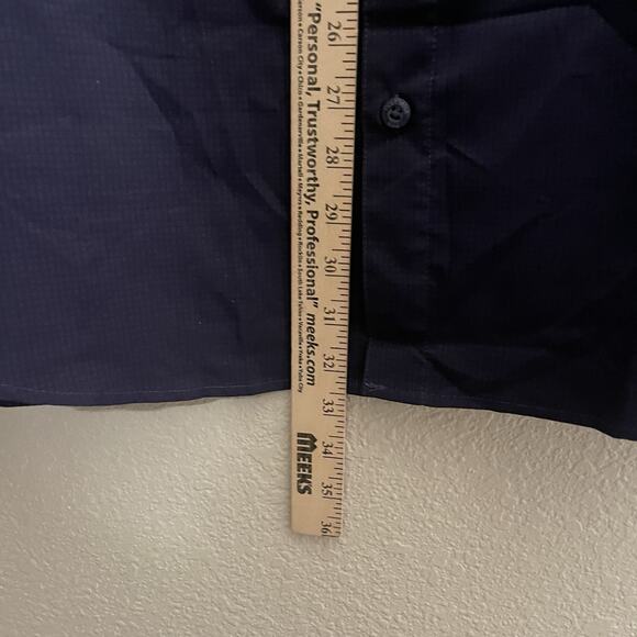 Men;s Columbia PFG Omni Shade Button Down Shirt - Picture 7 of 7